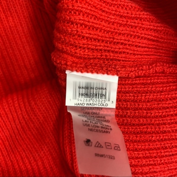 Court & Rowe Women's Stripe Sleeve Sweater - Picture 3 of 6